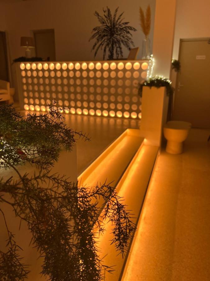 Hotel La Potiniere Hyeres Exterior photo